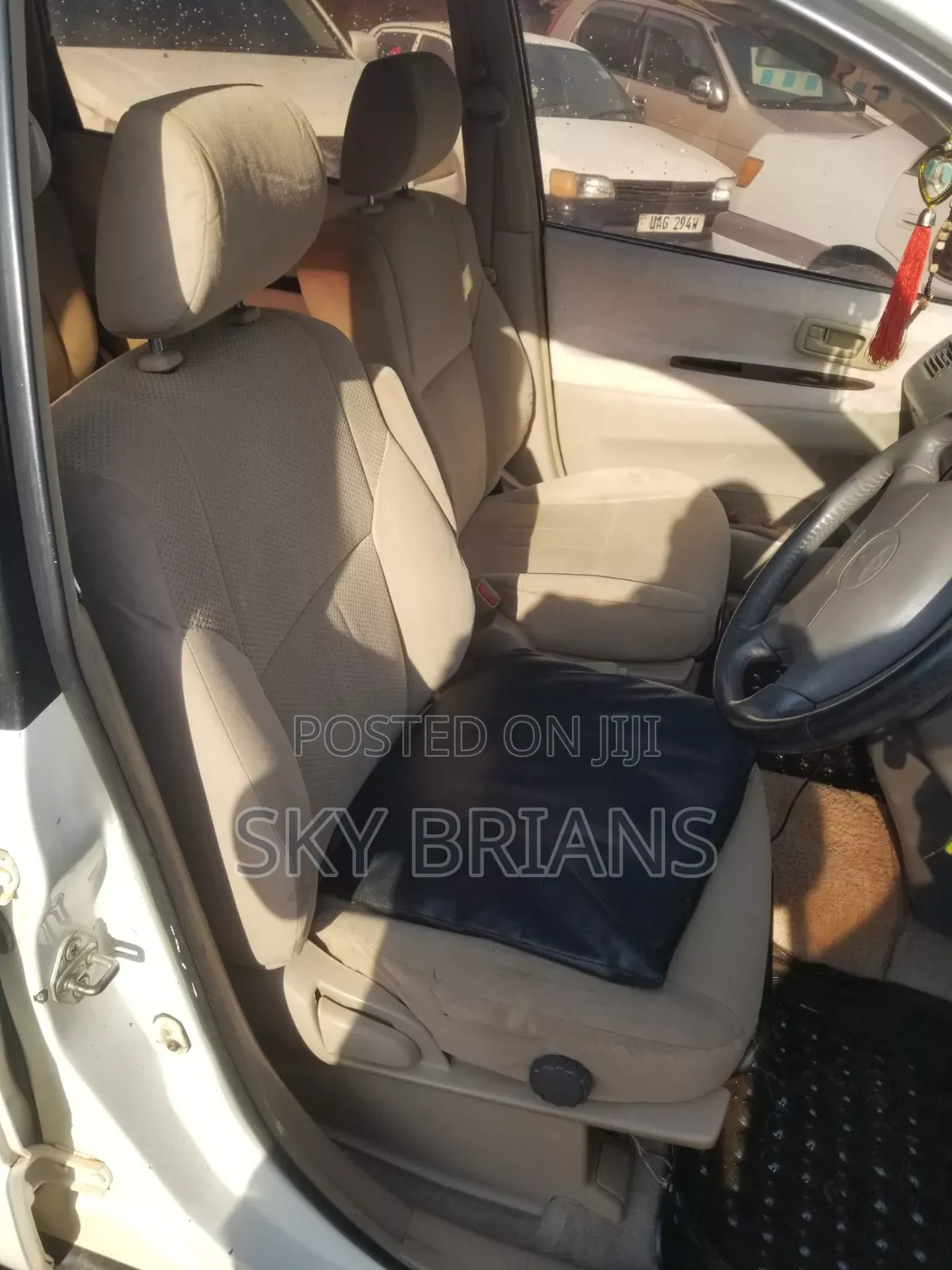 Toyota Ipsum 2000 White