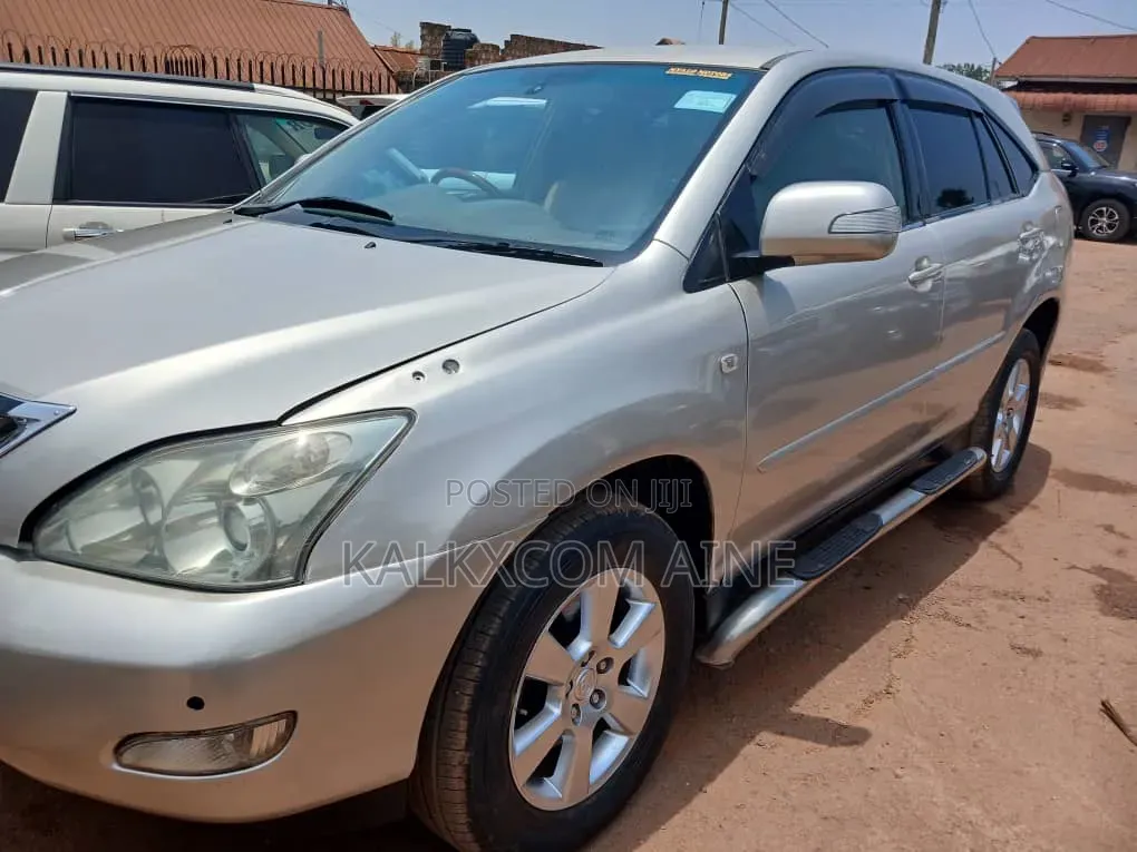Toyota Harrier 2009 Gold