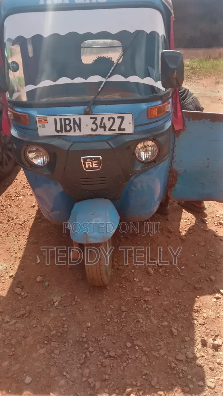 Bajaj RE 2022 Blue