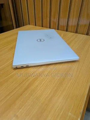 New Laptop Dell XPS 17 9710 16GB Intel Core i7 SSD 512GB