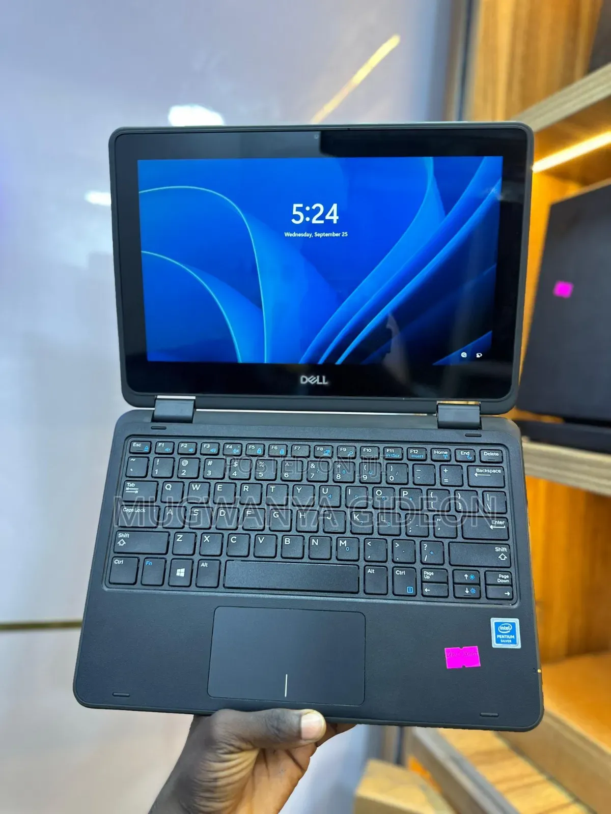 New Laptop Dell Latitude 11 3190 4GB Intel Core i5 SSD 128GB