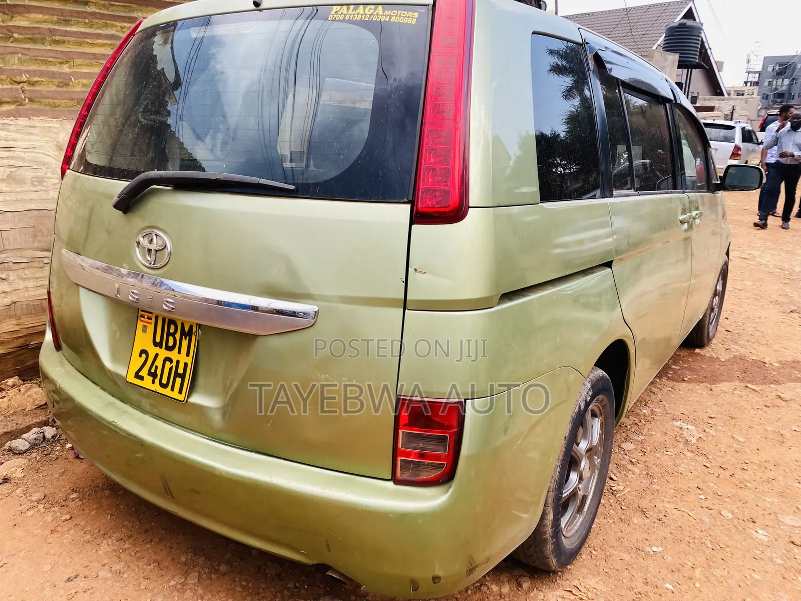 Toyota ISIS 1.8 Platana 2007 Green