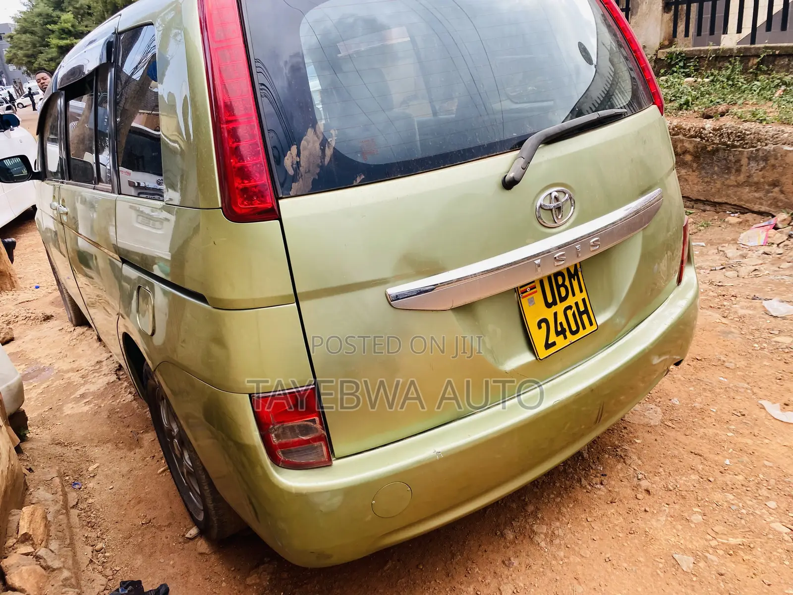 Toyota ISIS 1.8 Platana 2007 Green