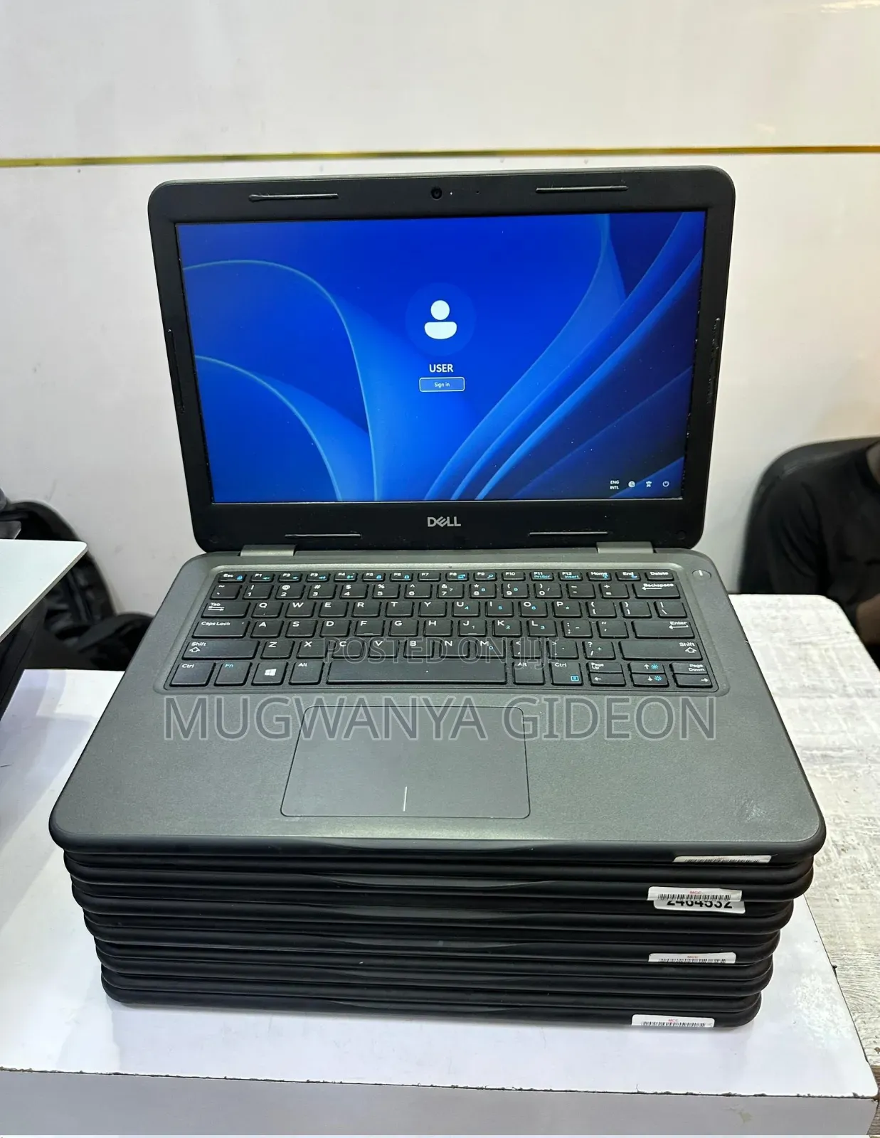 New Laptop Dell Latitude 3300 8GB Intel Core i5 SSD 128GB