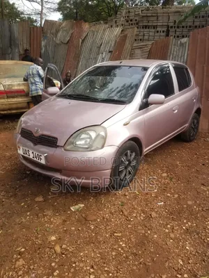 Toyota Vitz 1.3 AWD 3dr 2002 Pink