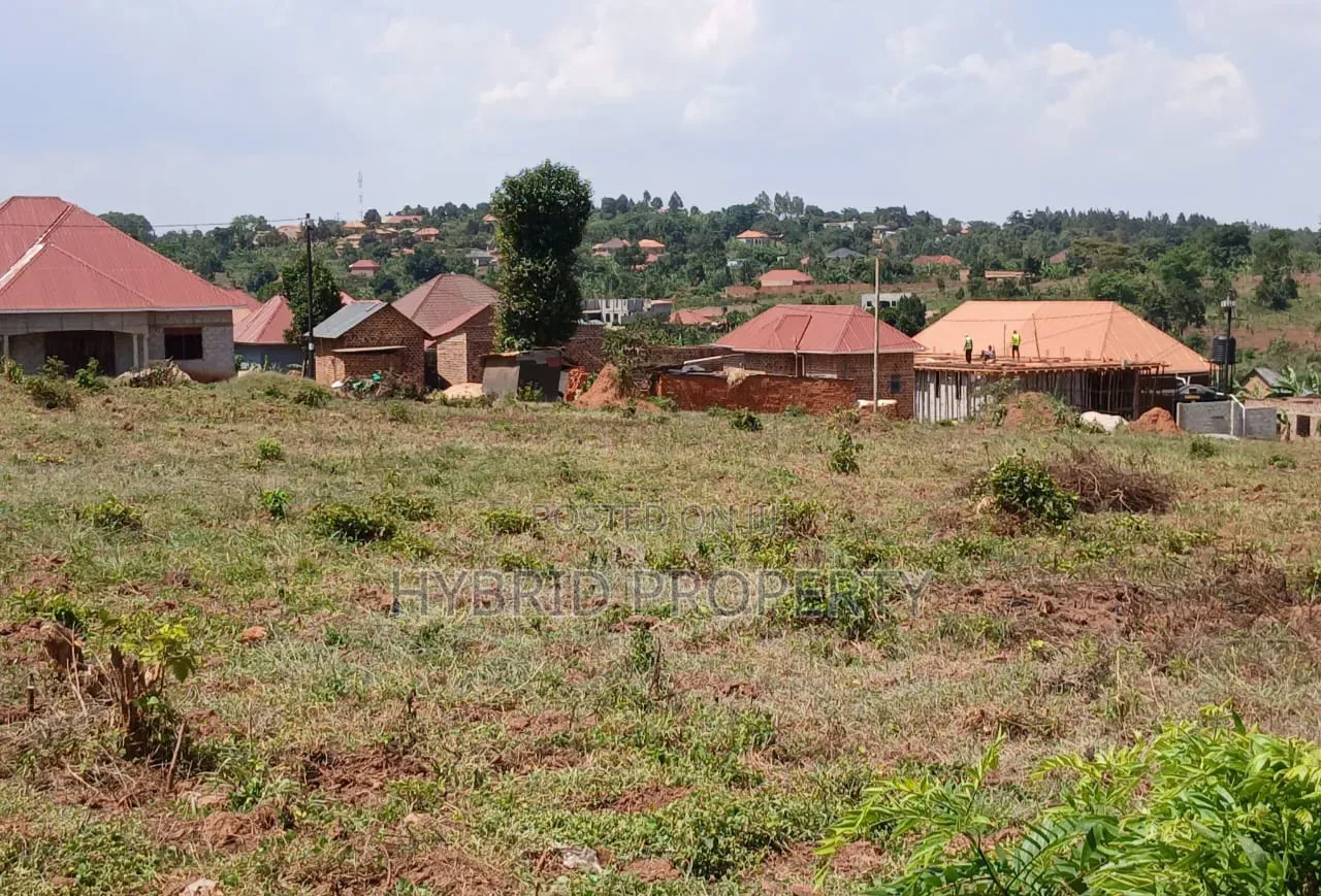 Prime Plots for Sale at Namusera~Kakunyu Kulya Show Estate~Masaka Road