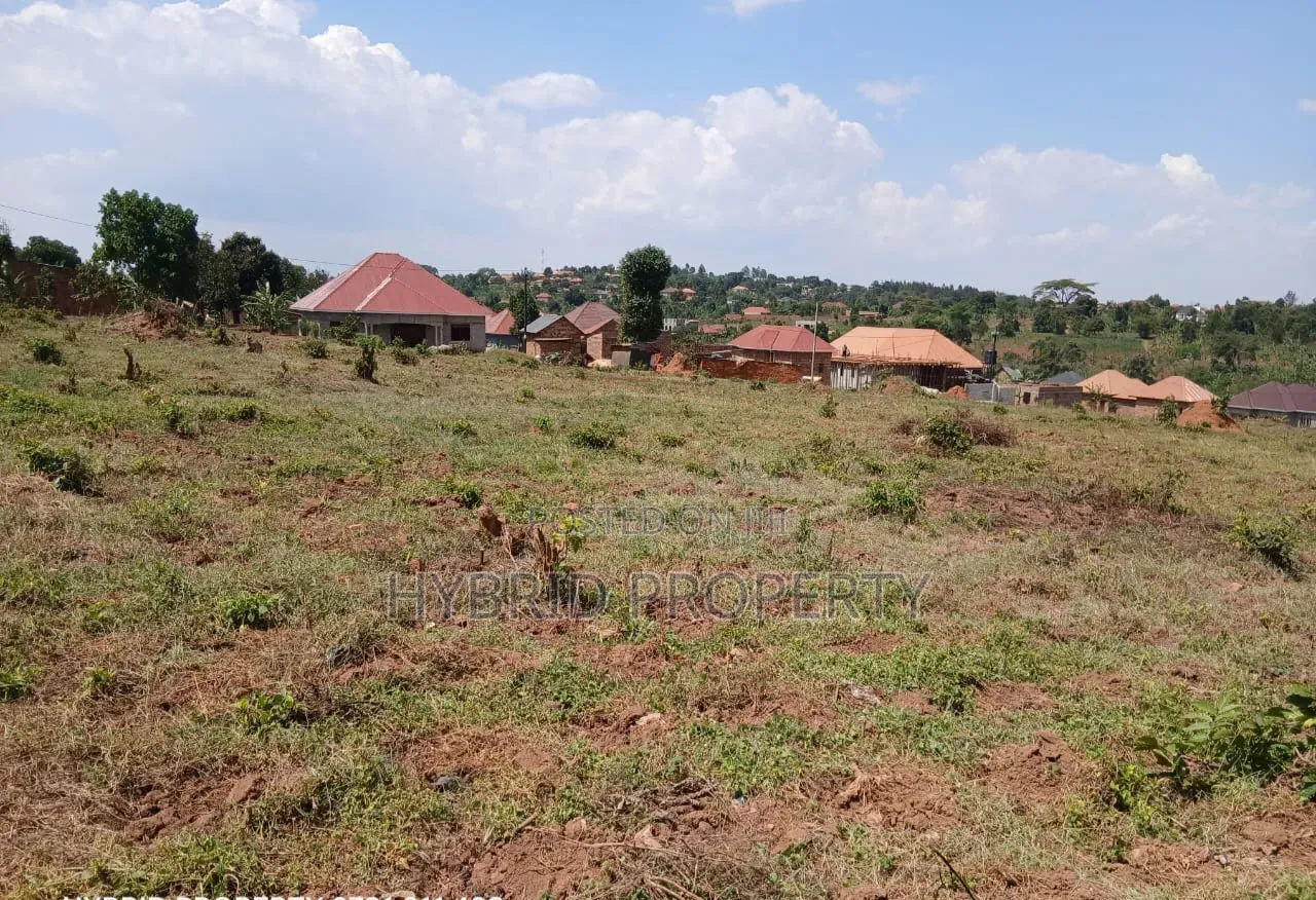 Prime Plots for Sale at Namusera~Kakunyu Kulya Show Estate~Masaka Road