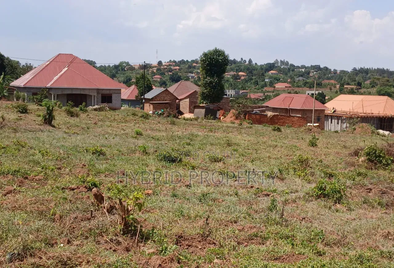 Prime Plots for Sale at Namusera~Kakunyu Kulya Show Estate~Masaka Road