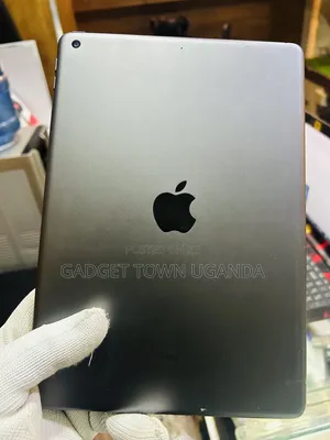 Apple iPad 9.7 64 GB Gray