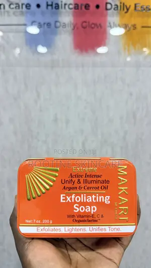 Makari Extreme Unifying and Illuminating Exfoliating Soap