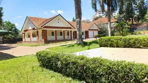 5bdrm Bungalow in Kaleidoscope, Nakawa for rent