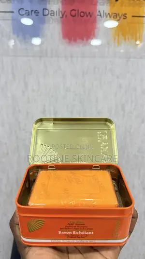 Makari Extreme Unifying and Illuminating Exfoliating Soap