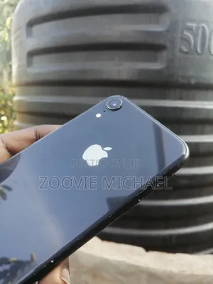 Apple iPhone XR 64 GB Black
