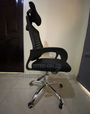 Adjustable Office Chair With Headrest