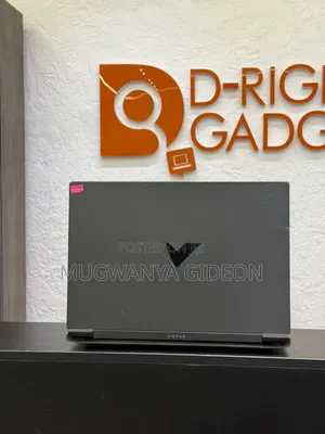 New Laptop HP Victus 15 16GB Intel Core i7 SSD 512GB