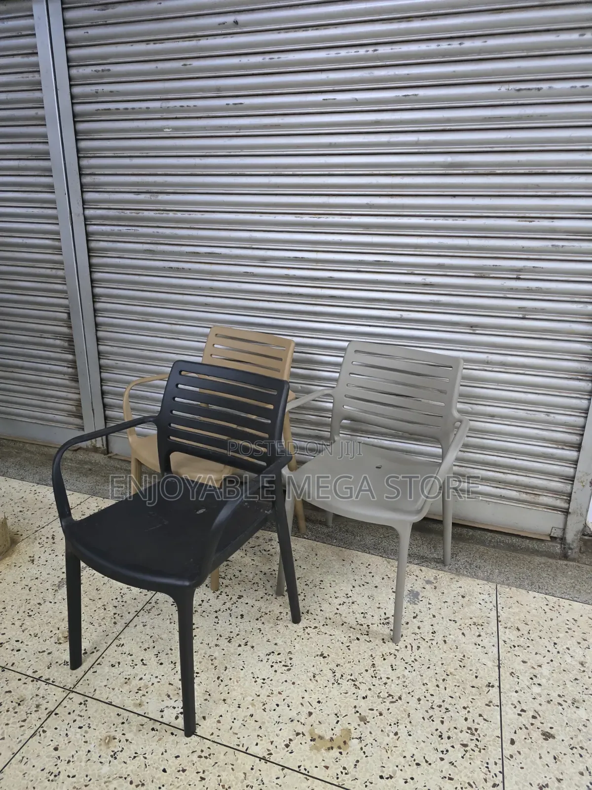 1Pcs Advanced Plastic Chairs Plastic Chairs