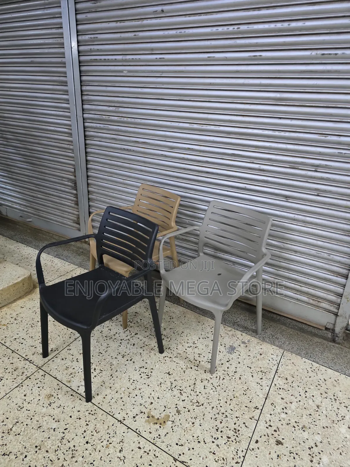 1Pcs Advanced Plastic Chairs Plastic Chairs