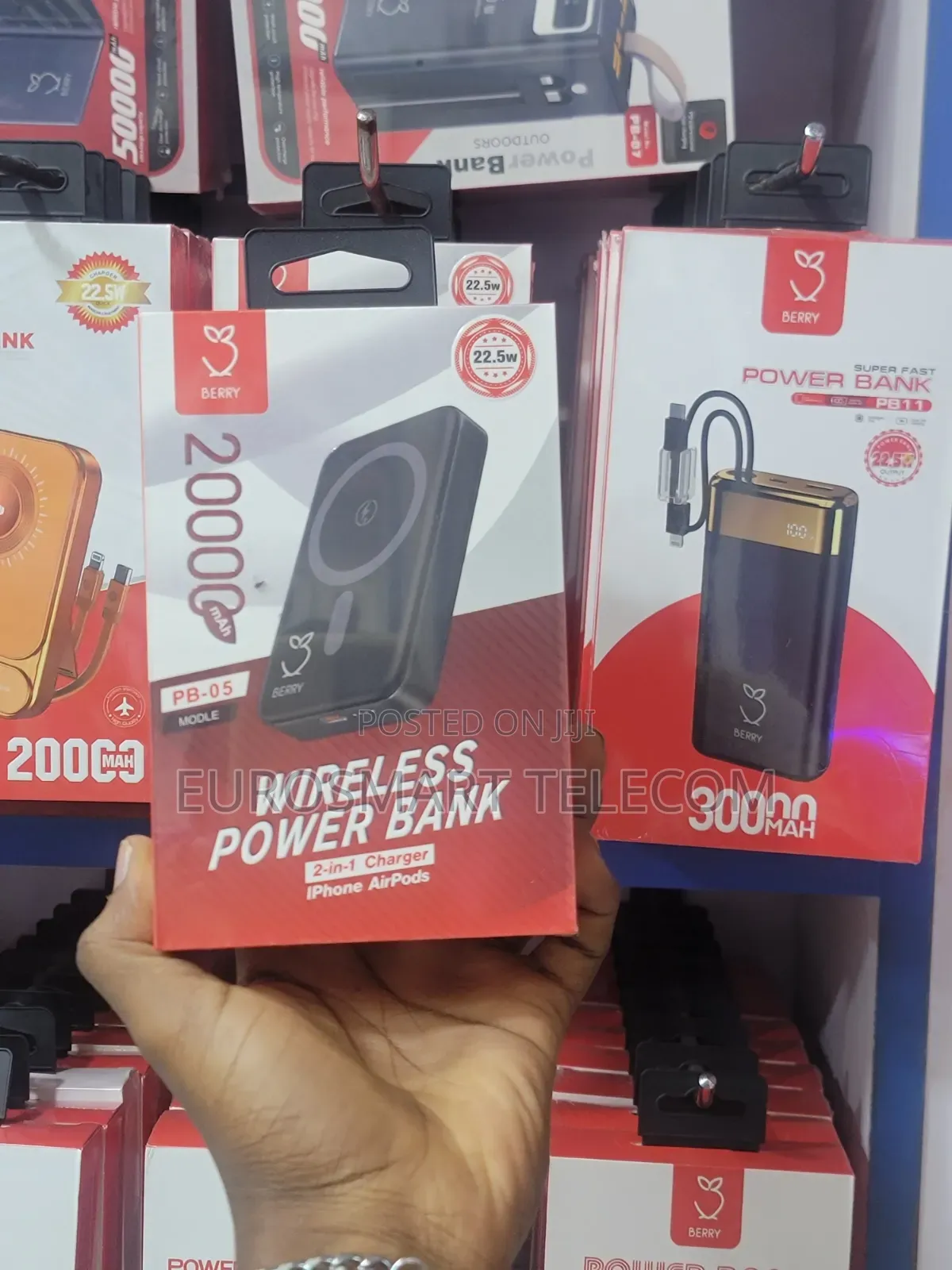 Berry 2in1Wireless Powerbank PB-05 ,30000mah