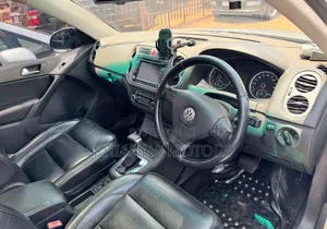 Volkswagen Tiguan 2013 Silver
