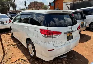 Toyota Wish 2010 White