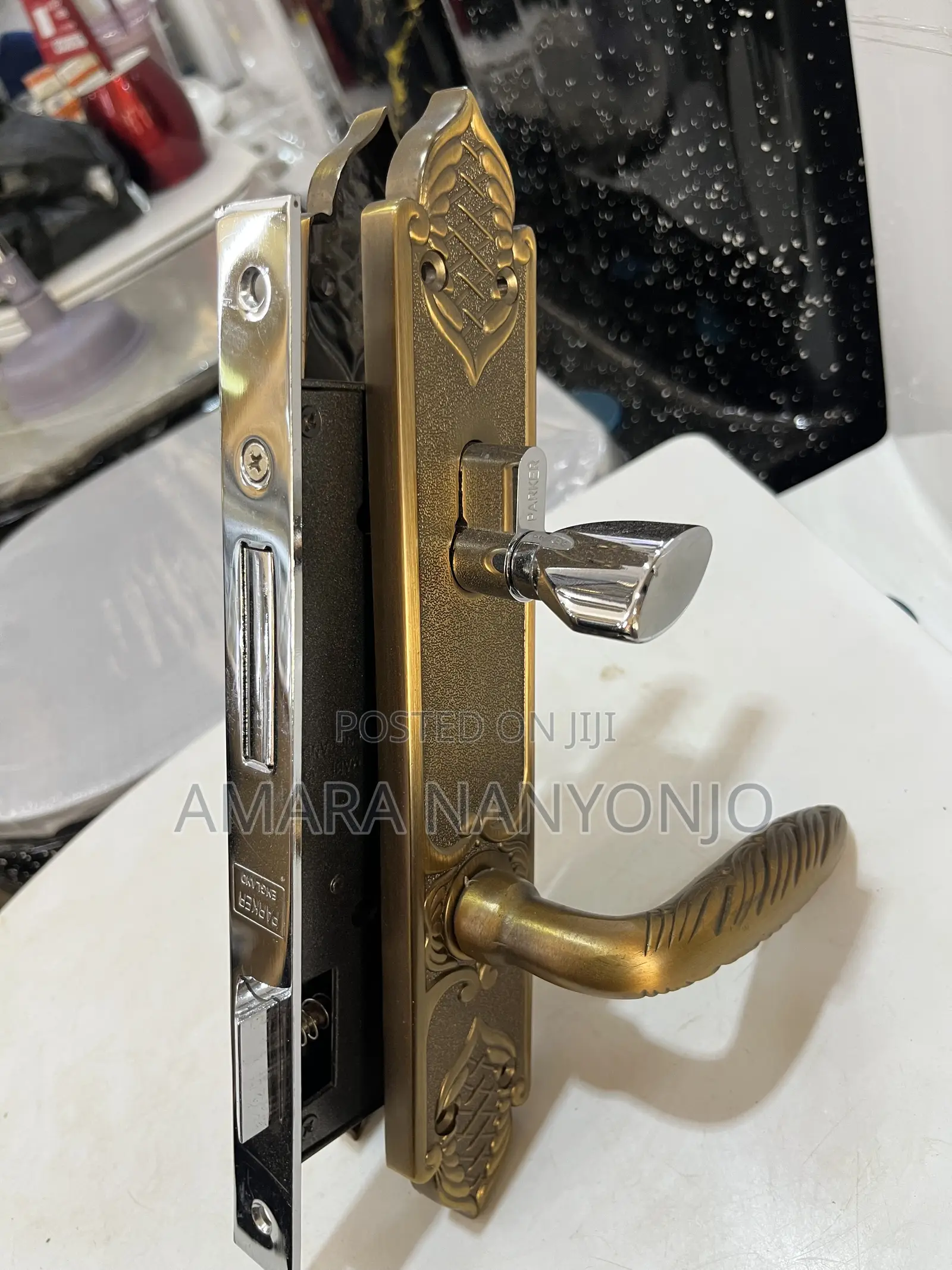Door Handles Packer ( England)