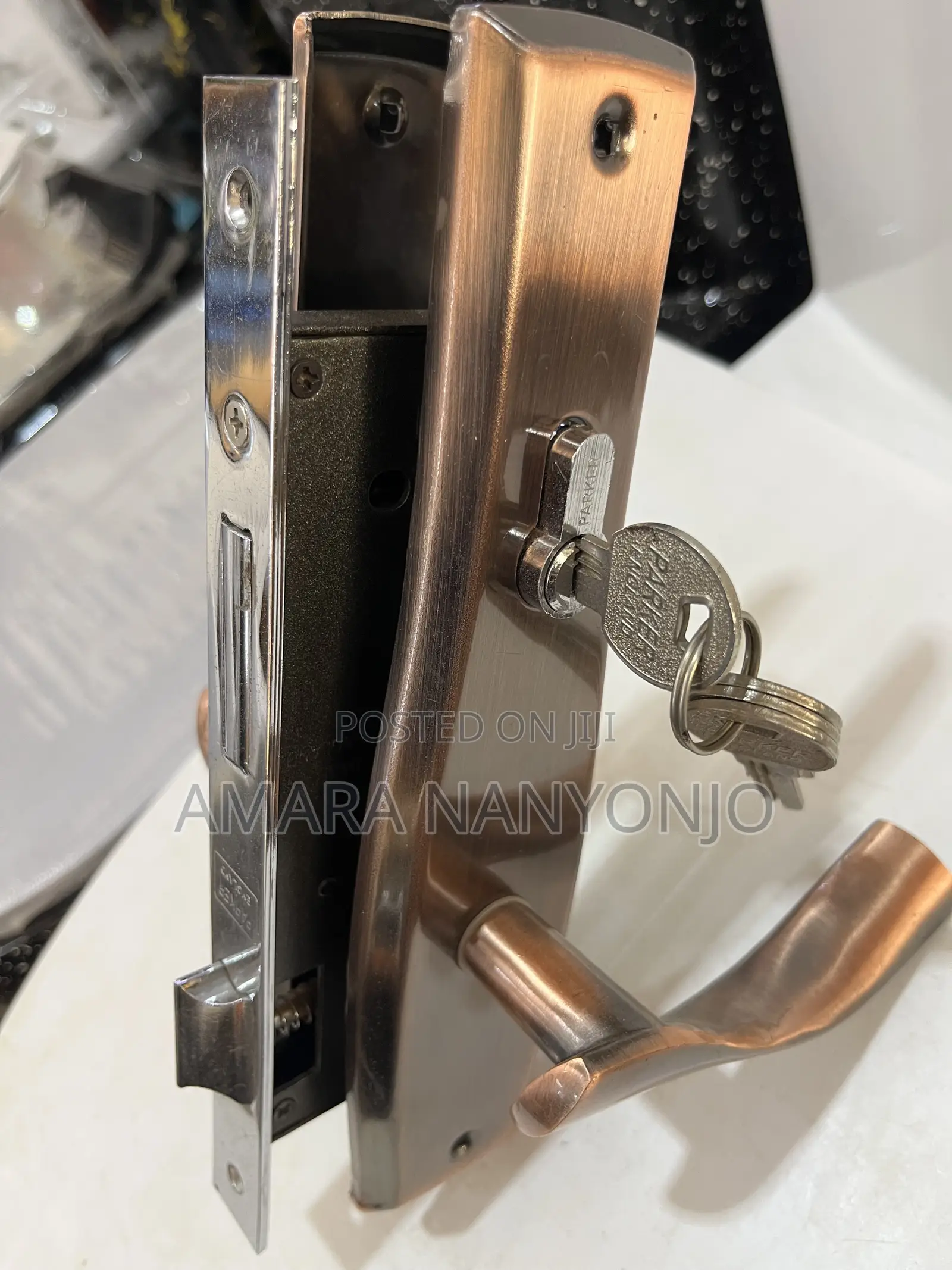 Door Handles Packer ( England)