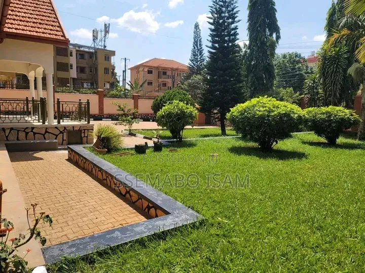 3bdrm House in Standalone Kisaasi, Central Division for rent