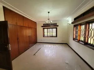 3bdrm House in Standalone Kisaasi, Central Division for rent