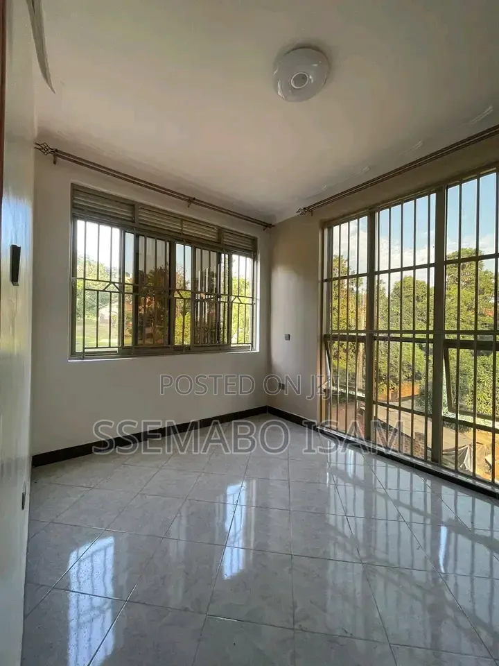2bdrm House in Kisaasi, Central Division for rent