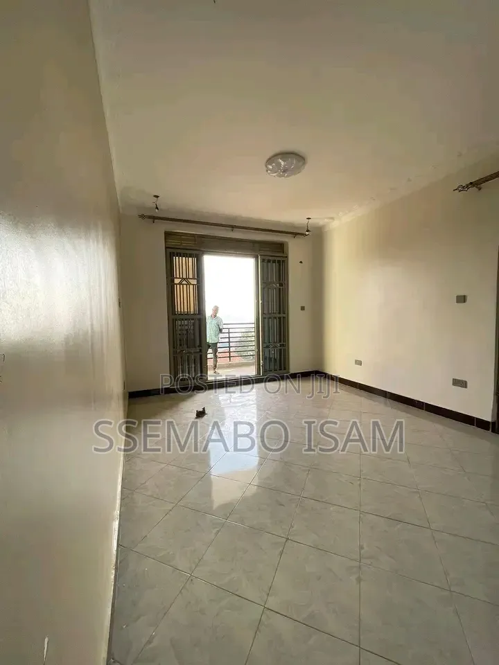 2bdrm House in Kisaasi, Central Division for rent