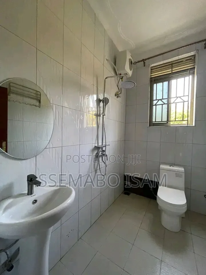 2bdrm House in Kisaasi, Central Division for rent