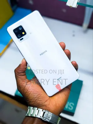 Sharp Aquos zero6 128 GB White