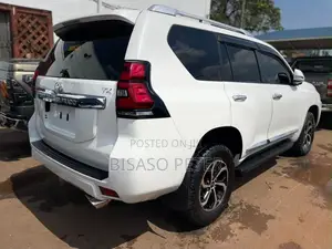 Toyota Land Cruiser Prado 2014 White