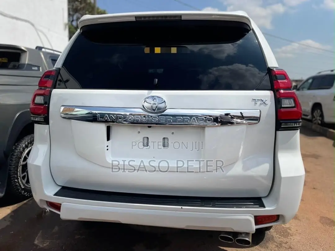 Toyota Land Cruiser Prado 2014 White