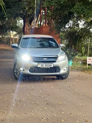 Toyota Harrier 2015 Silver