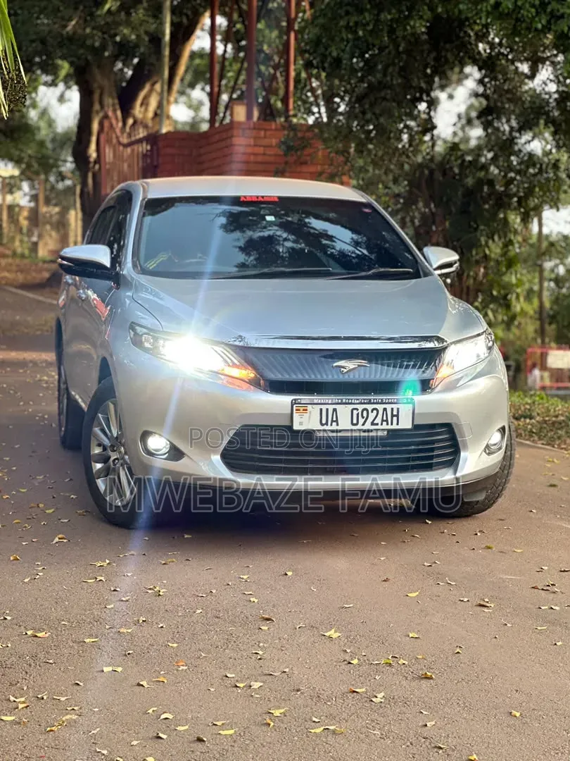 Toyota Harrier 2015 Silver
