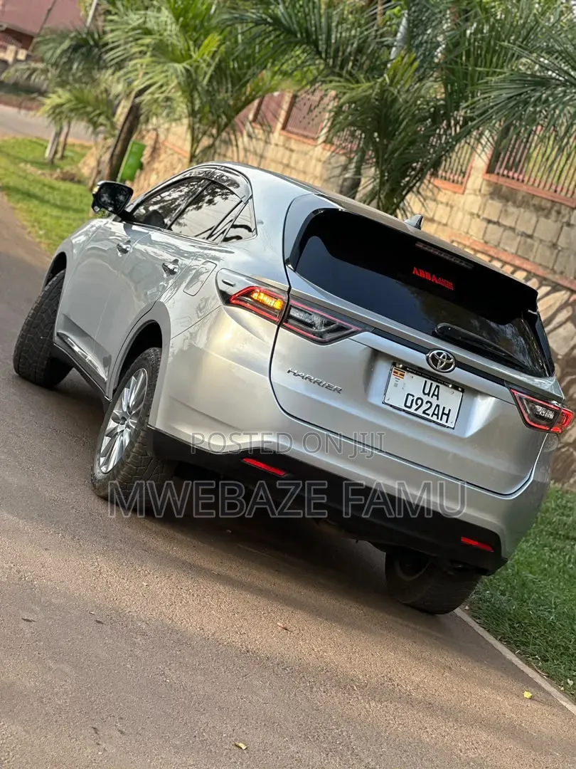 Toyota Harrier 2015 Silver