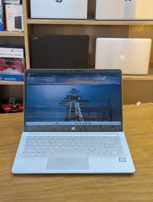 New Laptop HP Pavilion 14 16GB Intel Core i5 SSD 256GB