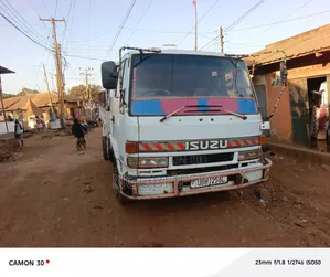 Isuzu Foward Truck UBH on Sale
