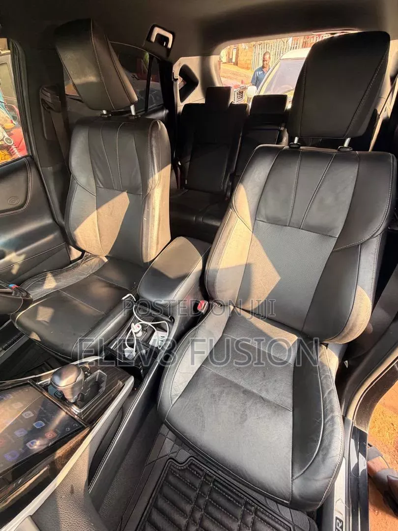 Toyota Harrier 2016 Black