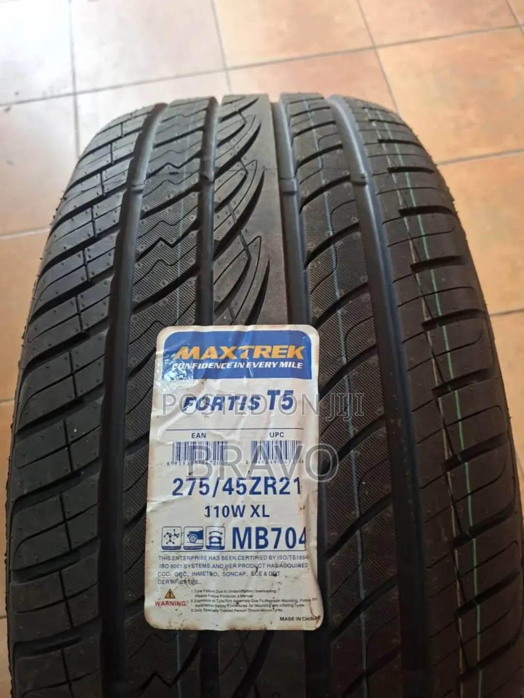 275/45r21 Fortis T5
