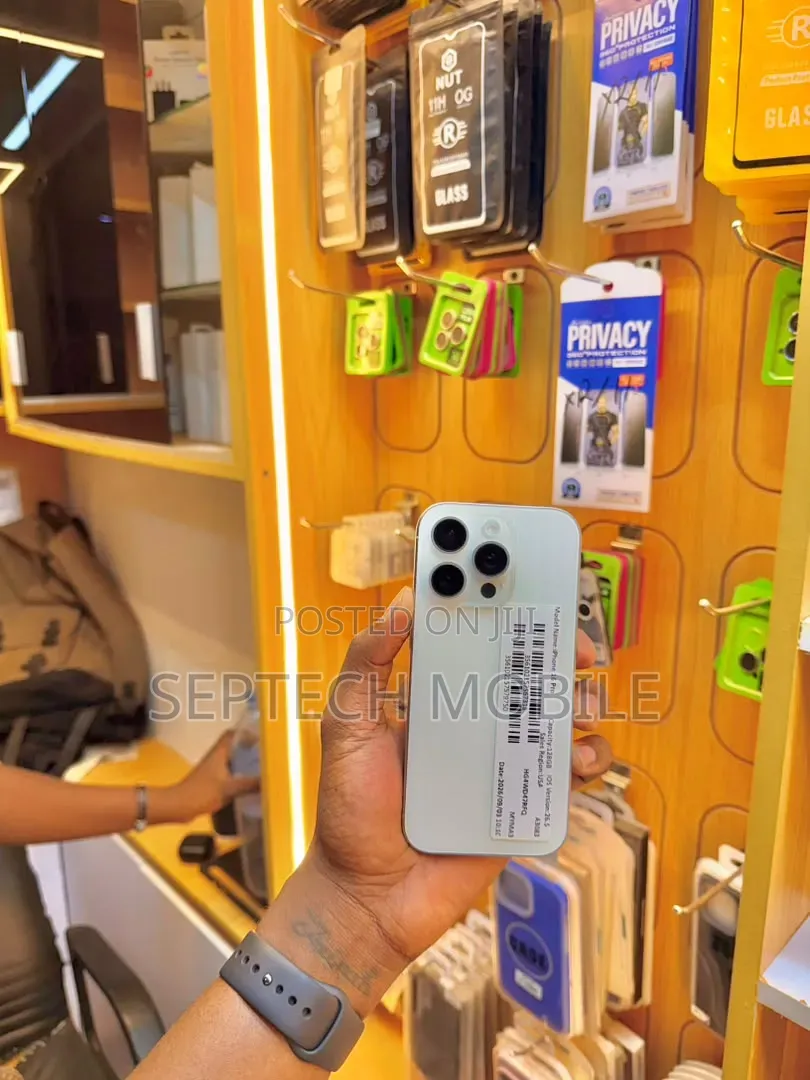 New Apple iPhone 16 Pro 128 GB White