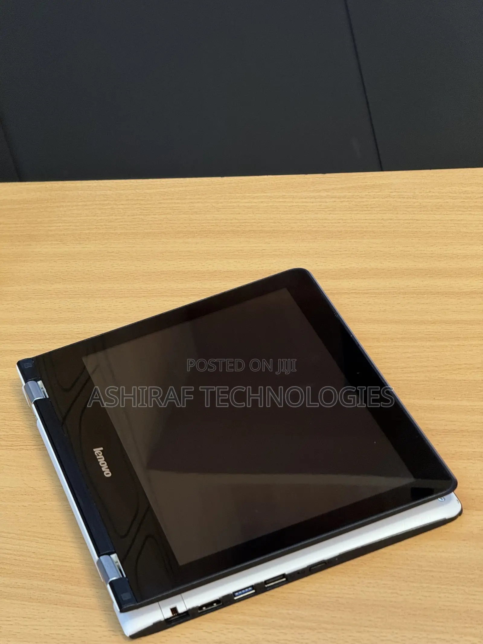Laptop Lenovo Yoga 330 4GB Intel Core i5 SSD 128GB