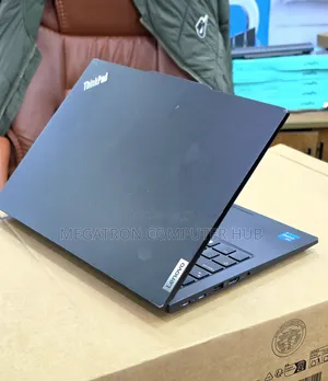 Laptop Lenovo ThinkPad E14 Gen 6 16GB Intel Core i5 SSD 512GB