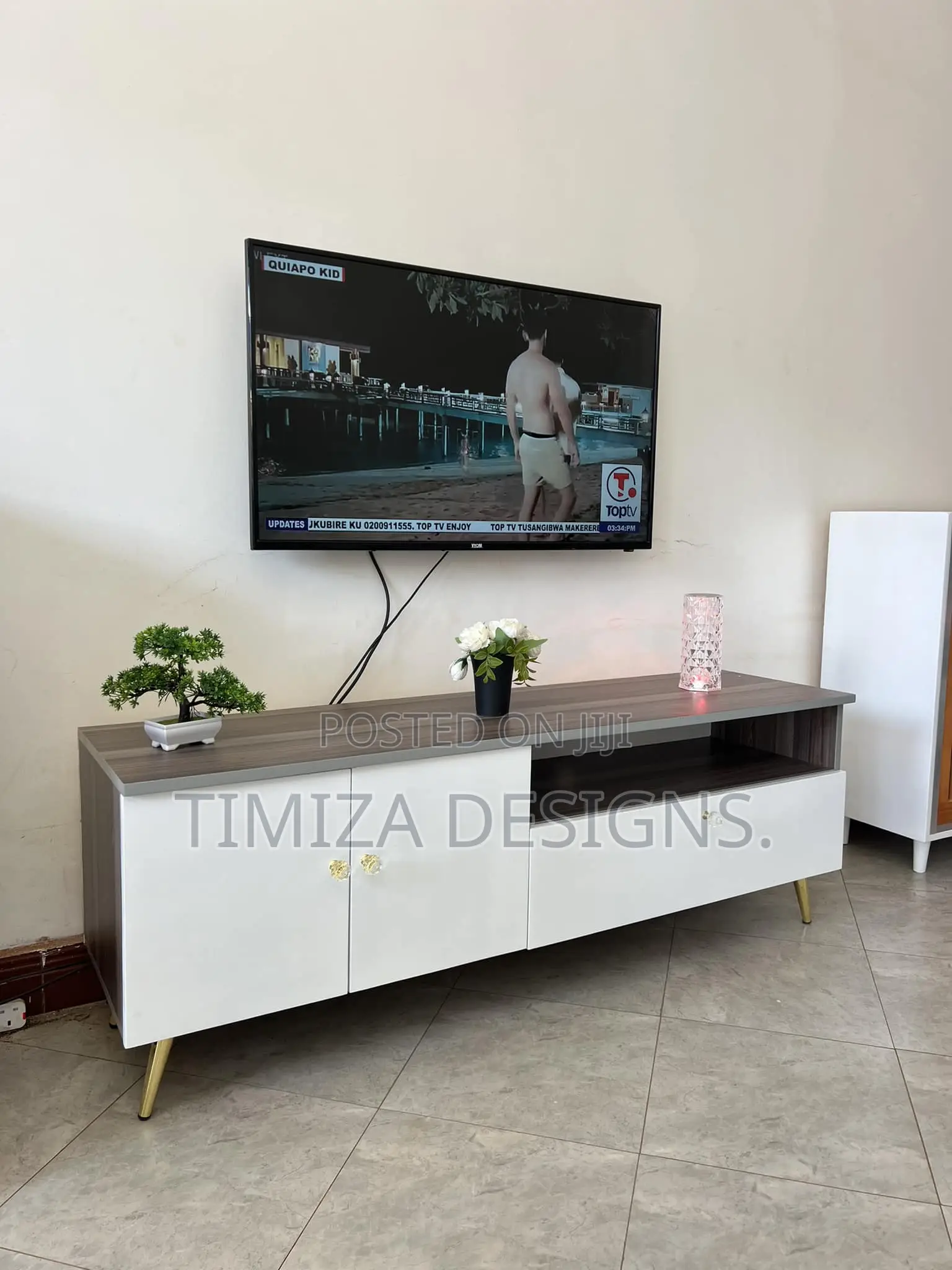 5 Feet Gray TV Stand