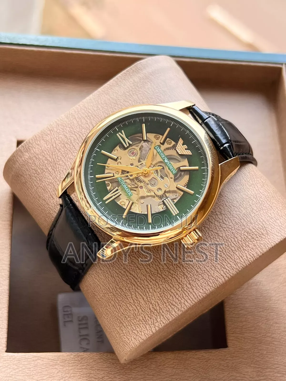 Aura Men's Watch With Genuine Leather