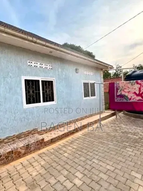 5bdrm Bungalow in Nakawa for sale