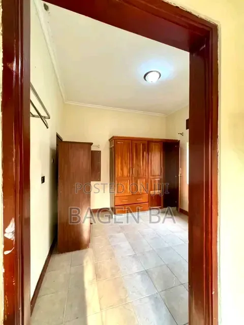 5bdrm Bungalow in Nakawa for sale