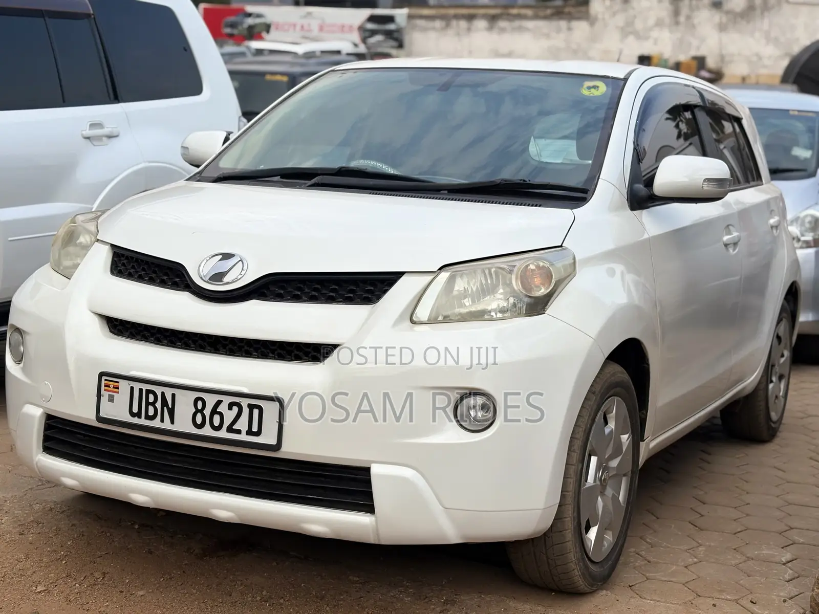 Toyota IST 2010 White
