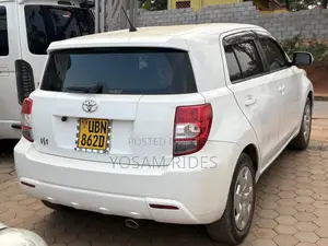 Toyota IST 2010 White